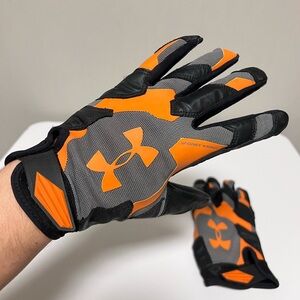 UNDER ARMOUR Renegade Training Glove Large  Orange Black